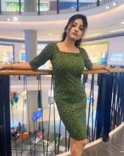 Call Girl Service in Ratia