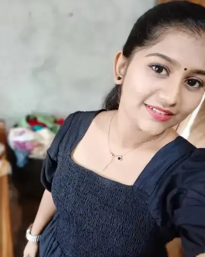Ratia Escorts