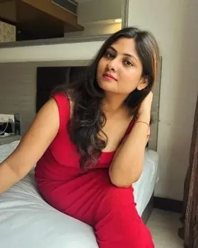 Ratia Escorts Service